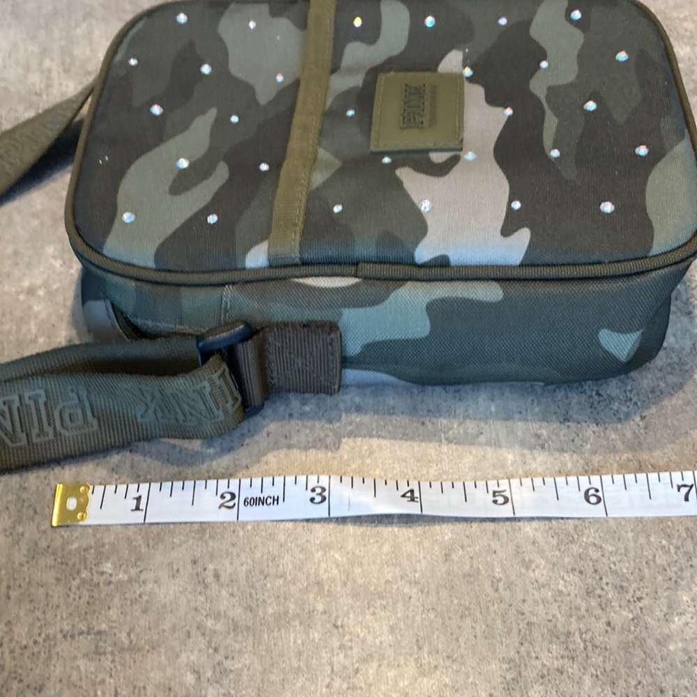 Pink victoria’s Secret camouflage crossbody handbag in excellent condition. - Picture 5 of 11